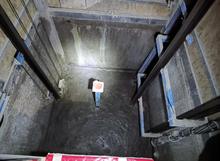 ���ݾ���©